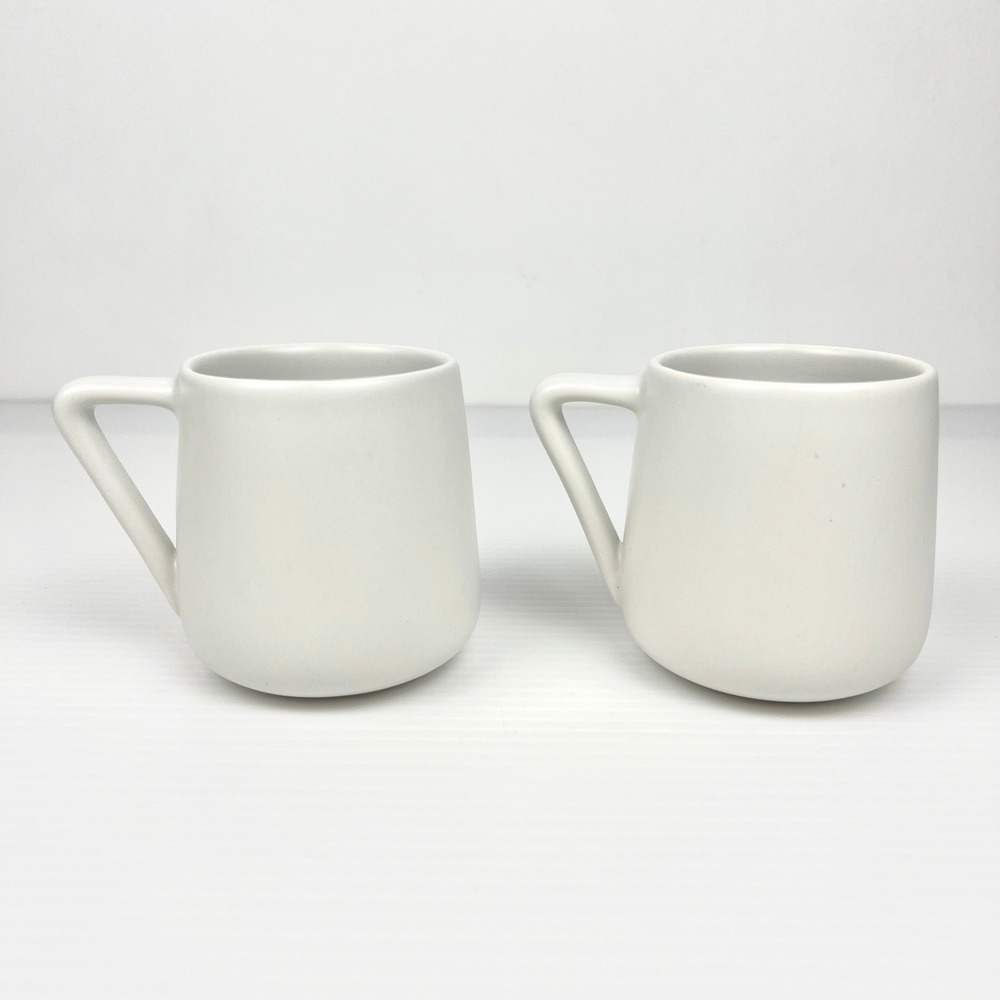 DavidsTea Matte White Ceramic Mugs‎ Triangular Handle Set of 2